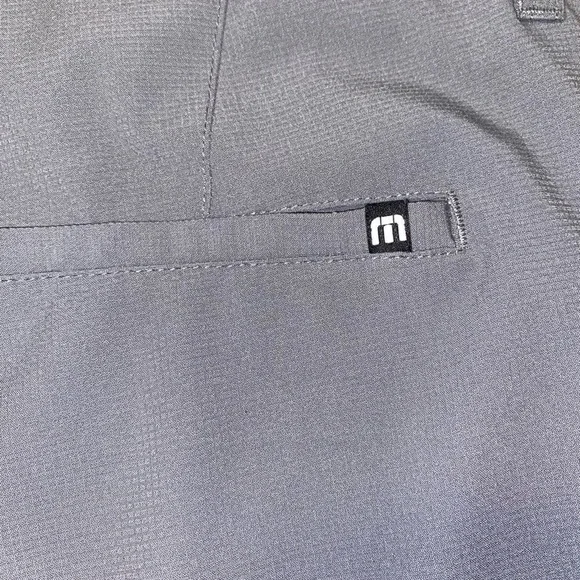 Travis Mathew Golf Pants Lot of 2 Black & Grey Lightweight Men’s Size 36 - Picture 5 of 10